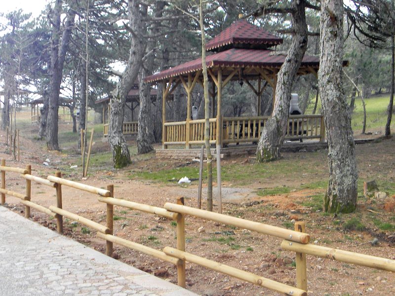 Ahşap Çit Model 07