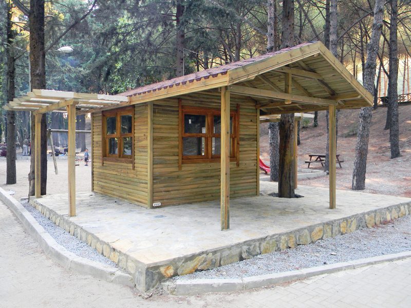 Ahşap Güvenlik Kulübesi