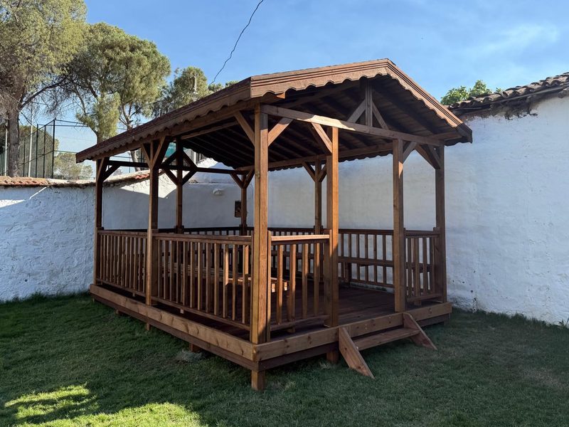 Ahşap Kamelya Platformlu 300x500 cm